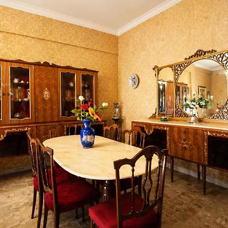 Апартаменты Palini's House